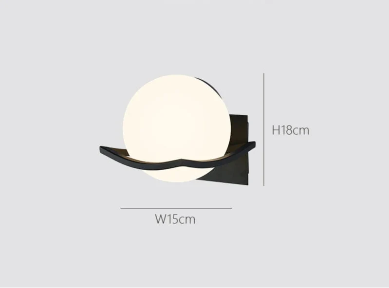 Makar Wall Light
