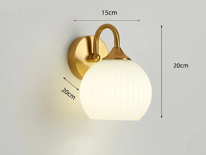 Quashion Wall Lamp