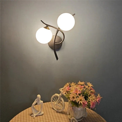 Lunara Wall Light